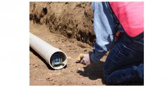 Kanalbaulaser mit automatischer Zielfindung Topcon TP-L4A, roter Strahl Kanalbaulaser mit automatischer Zielfindung Topcon TP-L4A, roter Strahl